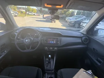 2024 Nissan Kicks - image 8