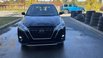 2024 Nissan Kicks - image 2