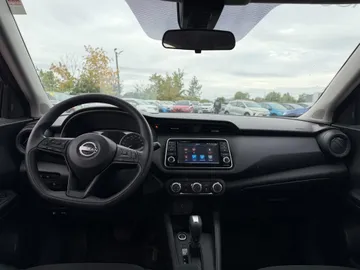 2024 Nissan Kicks - image 9