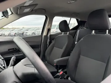 2024 Nissan Kicks - image 8
