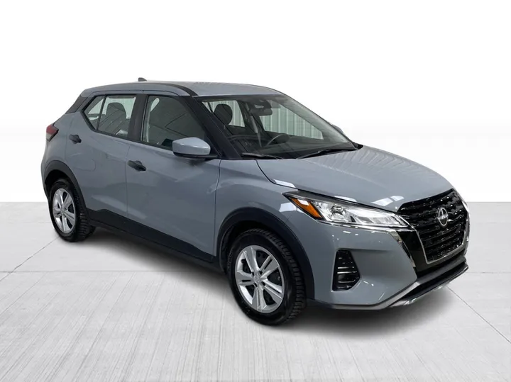 2025 Nissan Kicks Play