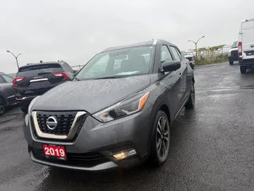 2019 Nissan Kicks - image 3