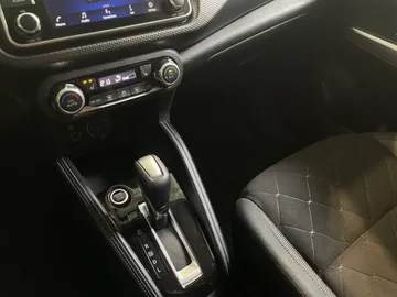 2019 Nissan Kicks - image 17