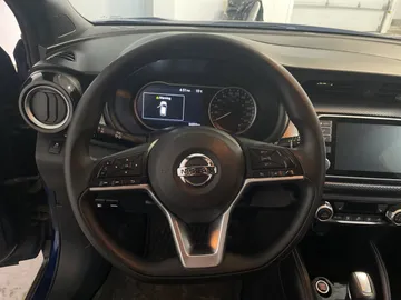 2019 Nissan Kicks - image 19