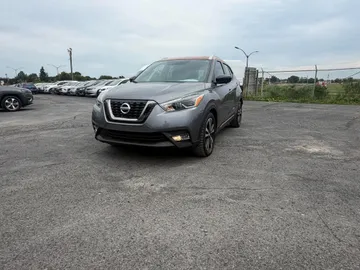 2018 Nissan Kicks - image 3