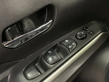 2019 Nissan Kicks - image 20