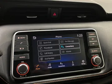 2019 Nissan Kicks - image 22