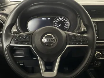 2019 Nissan Kicks - image 17