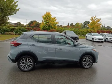 2024 Nissan Kicks - image 4