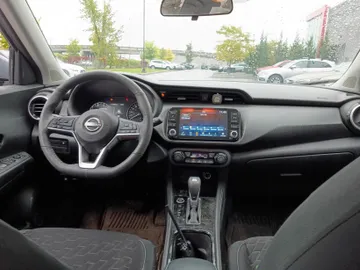 2024 Nissan Kicks - image 8