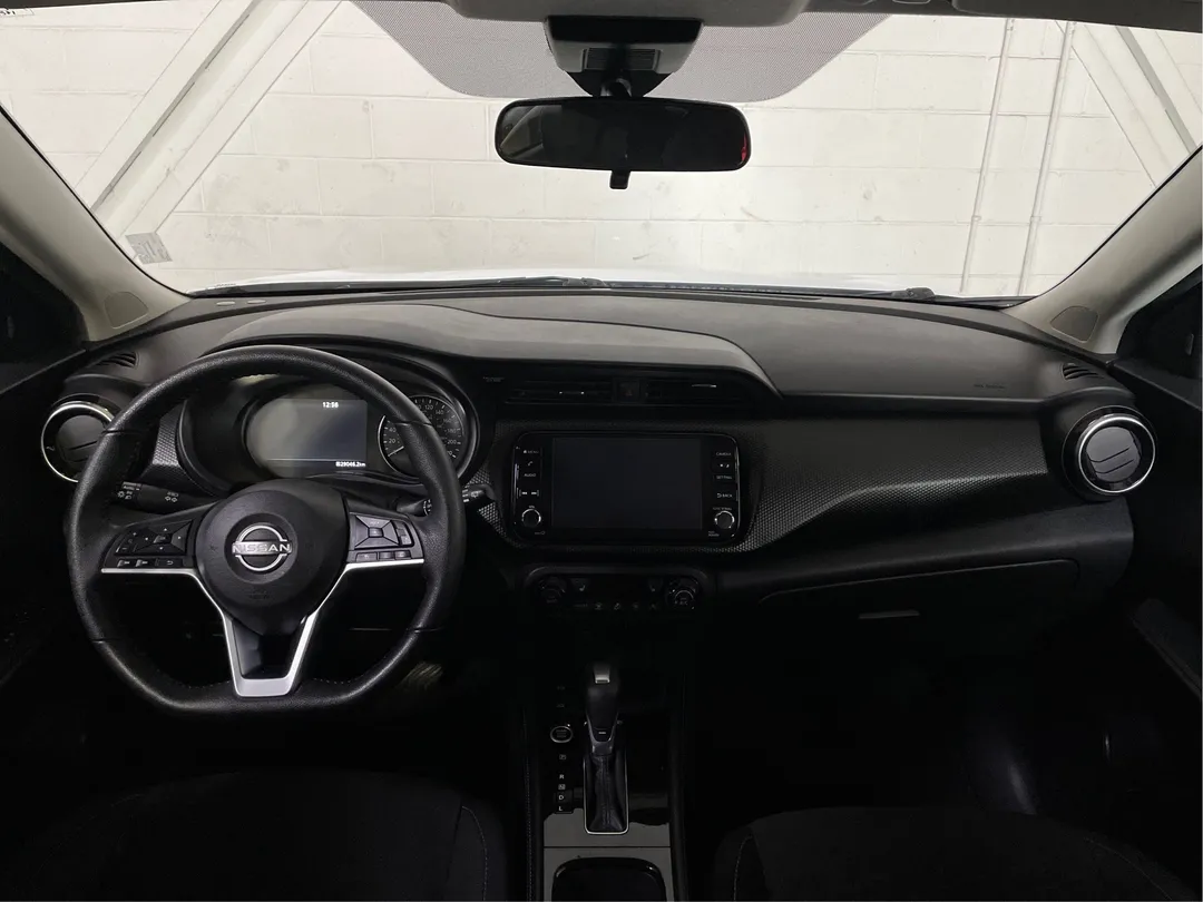 2025 Nissan Kicks Play — photo 4