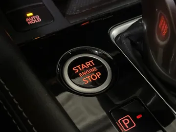 2025 Nissan Kicks Play - image 19
