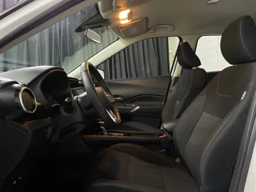 2025 Nissan Kicks Play - image 10