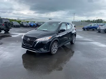 2021 Nissan Kicks - image 3