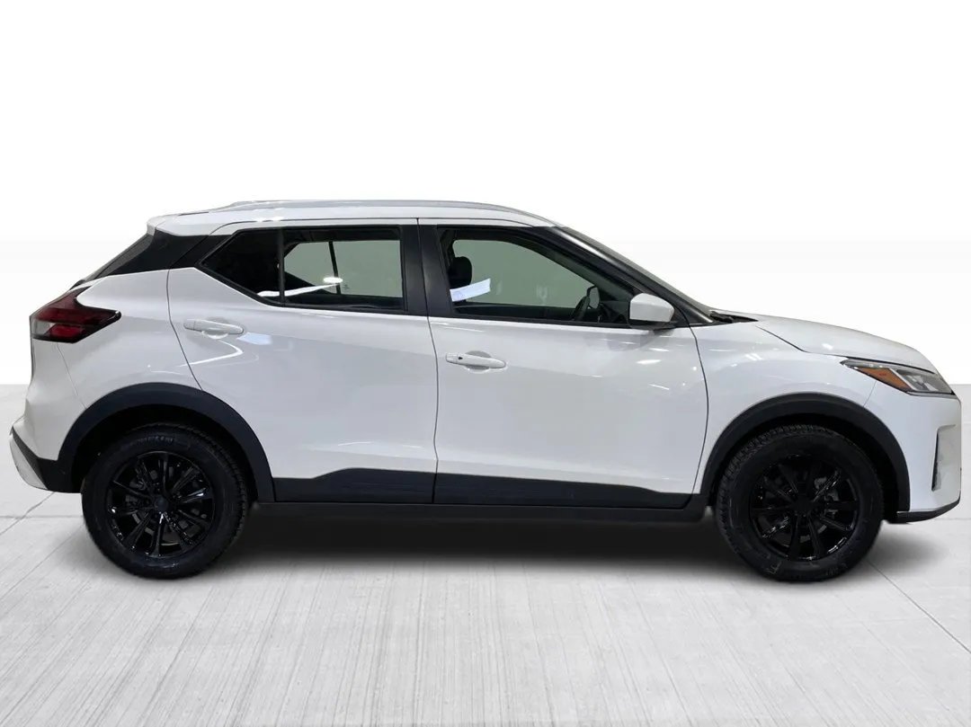 2024 Nissan Kicks for sale - photo 2