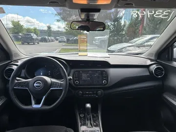 2024 Nissan Kicks - image 8