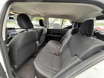2025 Nissan Kicks Play - image 7
