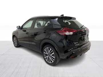 2025 Nissan Kicks Play - image 11