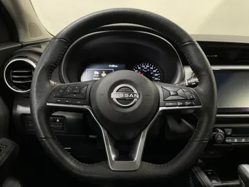 2025 Nissan Kicks Play - image 21