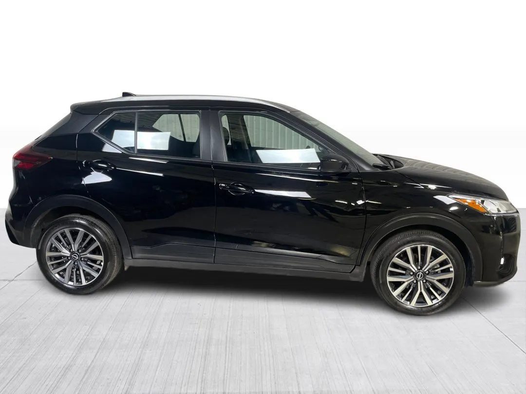2025 Nissan Kicks Play for sale - photo 2