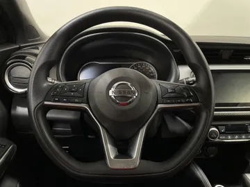 2020 Nissan Kicks - image 21