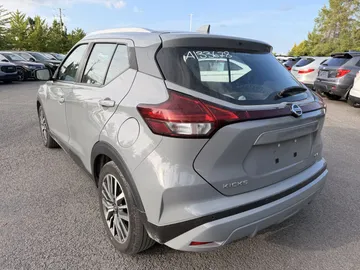 2021 Nissan Kicks - image 3