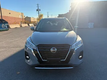 2024 Nissan Kicks - image 2