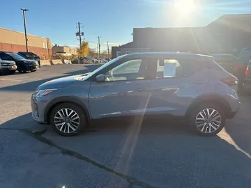 2024 Nissan Kicks - image 6