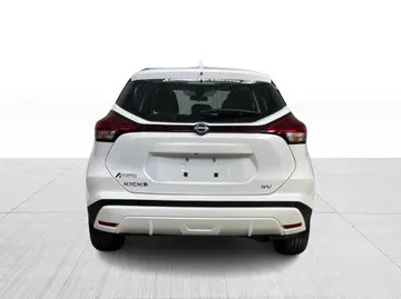 2024 Nissan Kicks - image 11