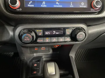 2024 Nissan Kicks - image 20