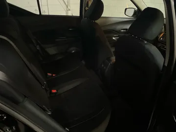 2025 Nissan Kicks Play - image 11