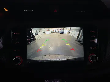 2025 Nissan Kicks Play - image 19
