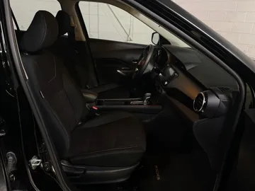 2025 Nissan Kicks Play - image 10