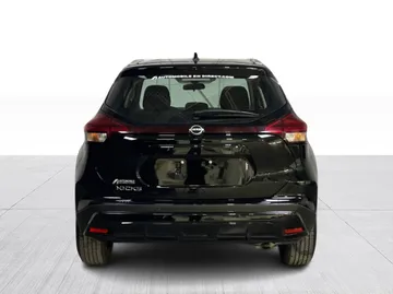 2025 Nissan Kicks Play - image 7