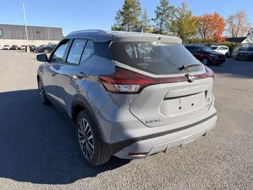 2024 Nissan Kicks - image 3