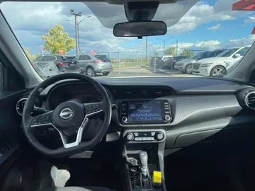 2024 Nissan Kicks - image 9