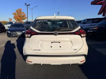 2024 Nissan Kicks - image 6