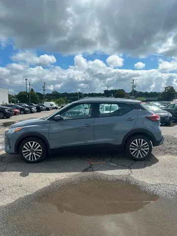 2024 Nissan Kicks - image 6