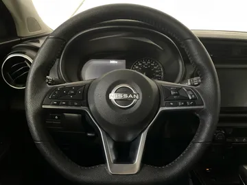 2024 Nissan Kicks - image 17