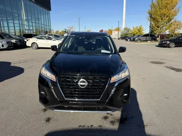 2024 Nissan Kicks - image 2
