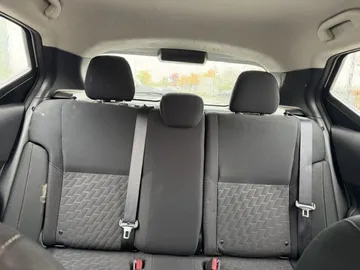 2025 Nissan Kicks Play - image 8