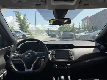2020 Nissan Kicks - image 7