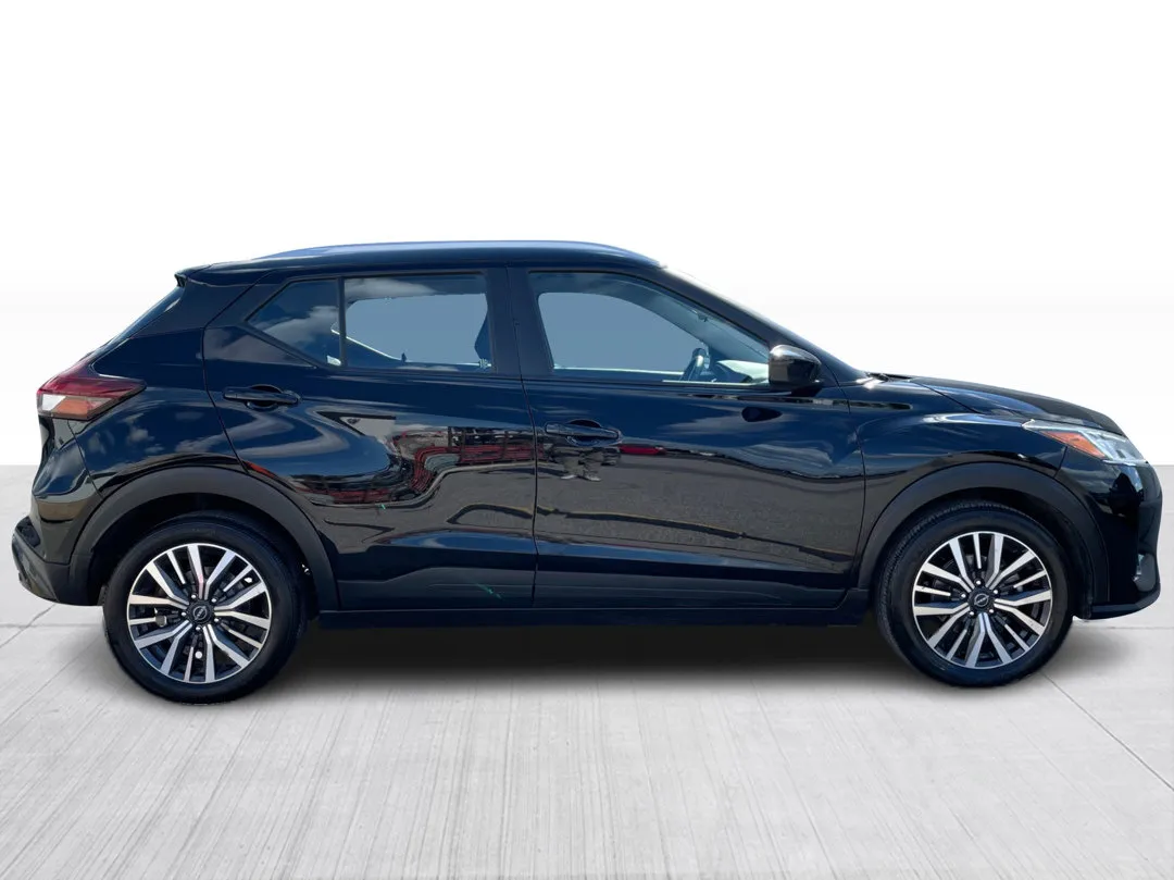 2024 Nissan Kicks — photo 2