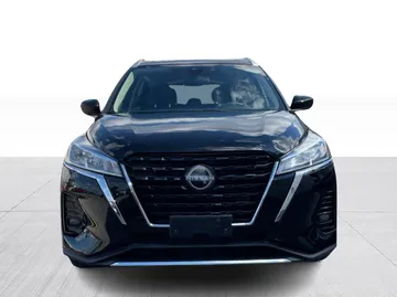 2024 Nissan Kicks - image 8