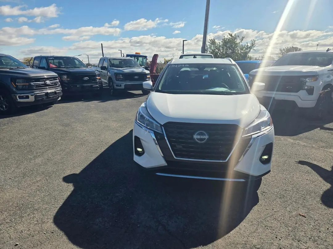 2025 Nissan Kicks Play for sale - photo 2