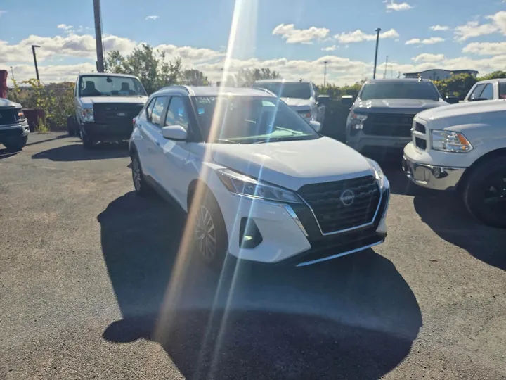 2025 Nissan Kicks Play