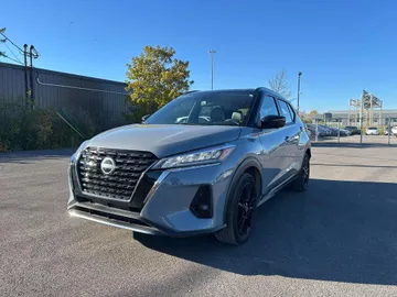 2022 Nissan Kicks - image 2