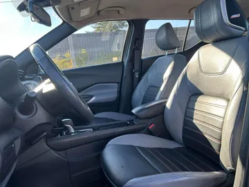 2022 Nissan Kicks - image 6