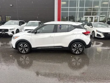 2020 Nissan Kicks - image 4