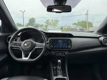 2021 Nissan Kicks - image 8